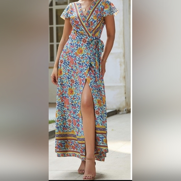 Beautiful Wrap Style Maxi Boho Dress - Picture 2 of 5